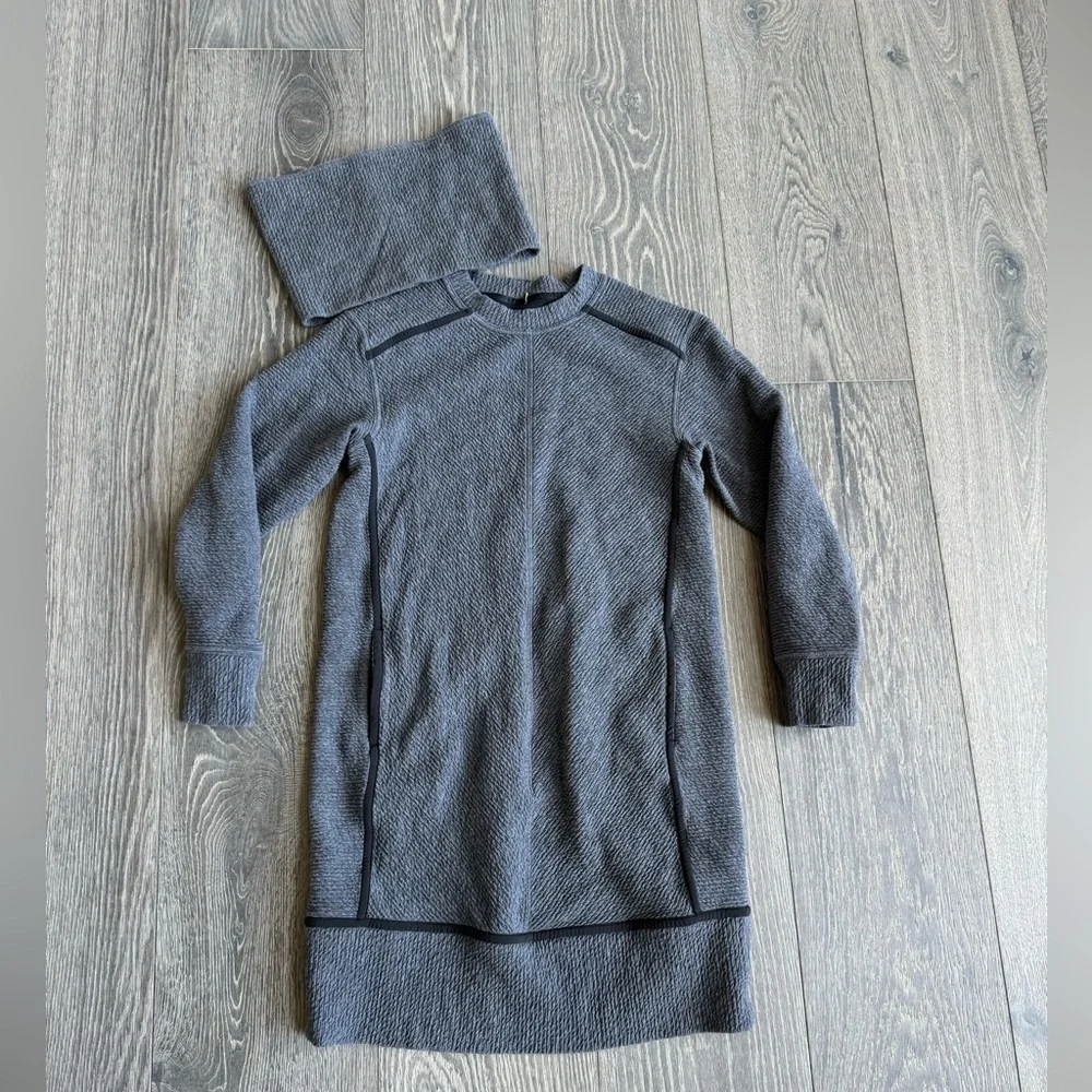 Lululemon On Repeat Dress in Heathered Core Dark Grey Size 6